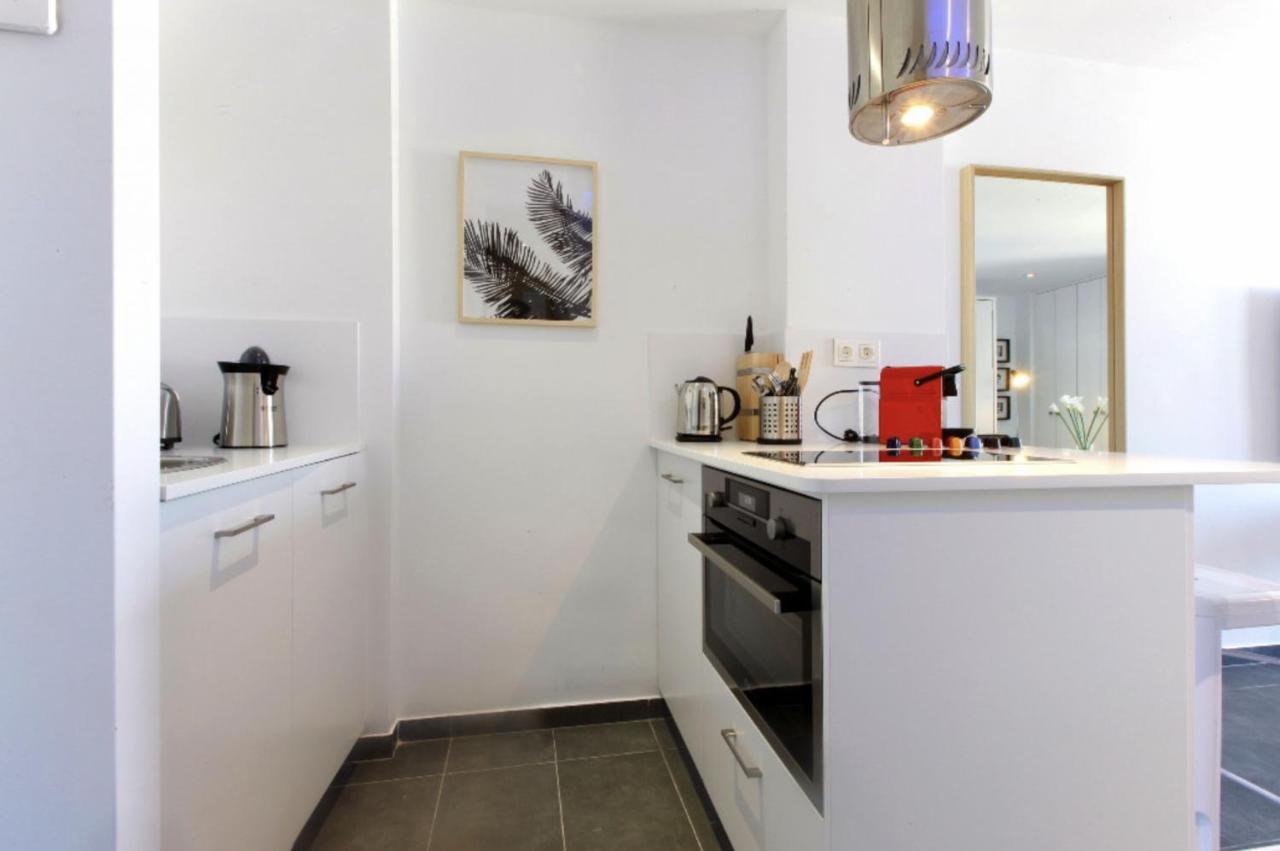 Precioso Apartamento Con Vistas Al Mar Y Piscinas Benalmadena Exterior photo