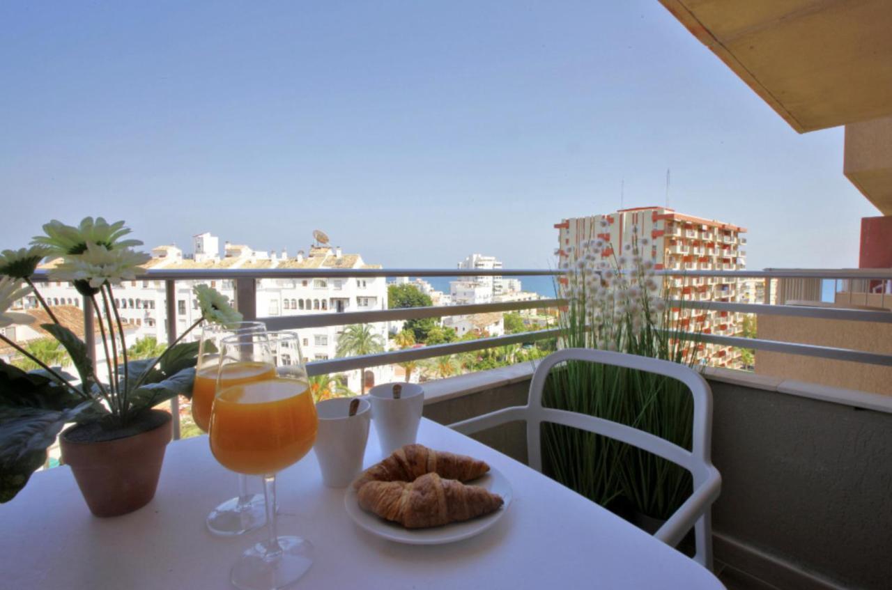 Precioso Apartamento Con Vistas Al Mar Y Piscinas Benalmadena Exterior photo